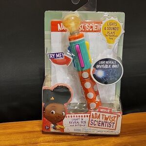 ADA Twist Scientist Light & Reveal Pen & Notebook